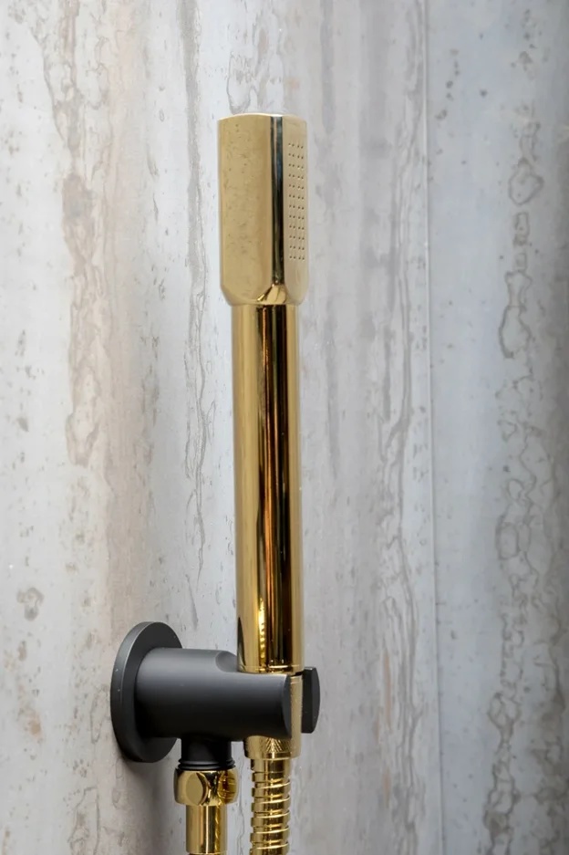 Душевая система скрытого монтажа Boheme FUSION, черный+золото. Смеситель+ручной душ+верхний душ - фото6
